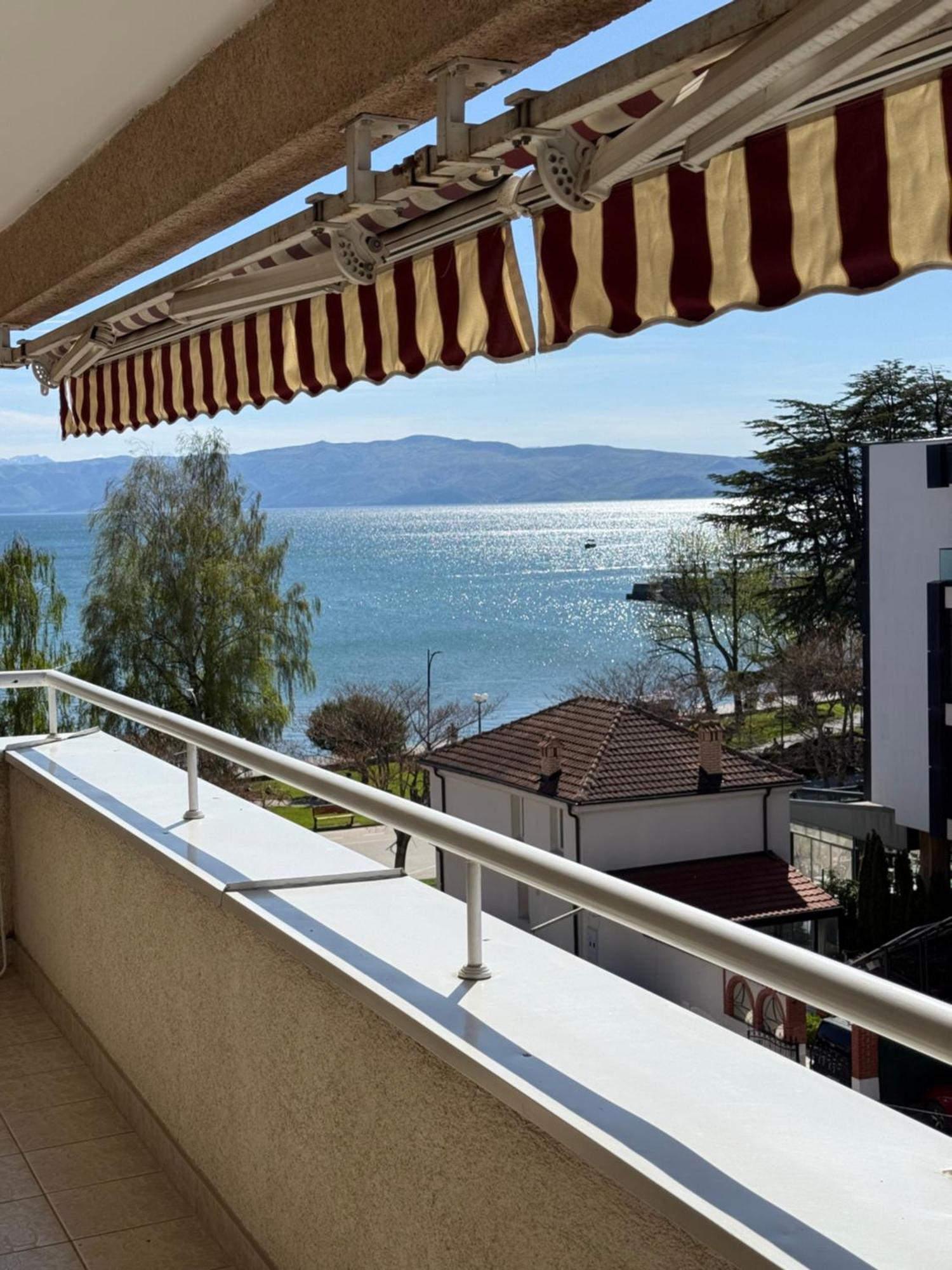 Exclusive Apartments With Lake View Ohri Dış mekan fotoğraf